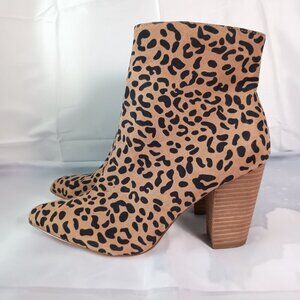 Carlos Santana Tibbie Booties Tan Leopard Print Size 9 Heels New No Box